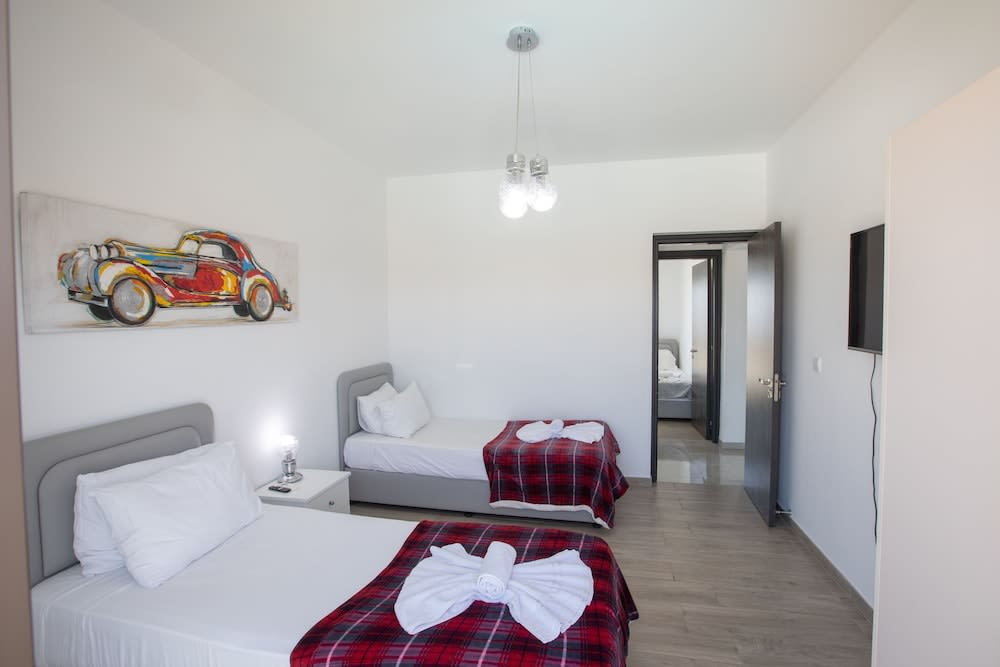 Villa Sienna, Fabulous 6bdr Protaras Villa 2