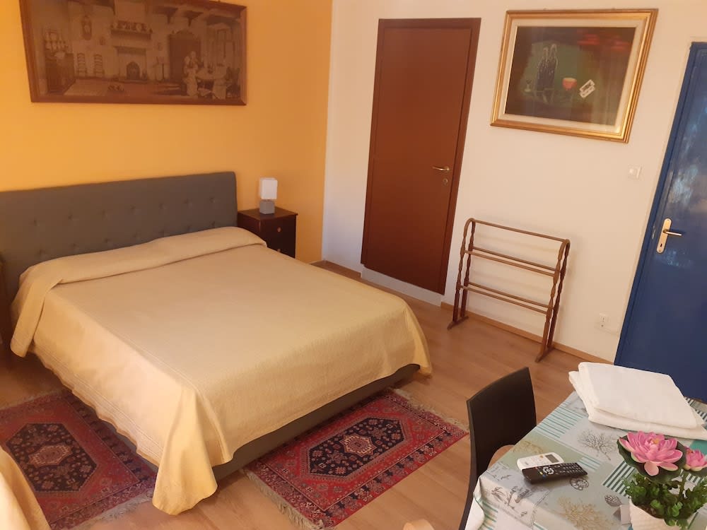 LOCAZIONE TURISTICA Sansevero Venice 1