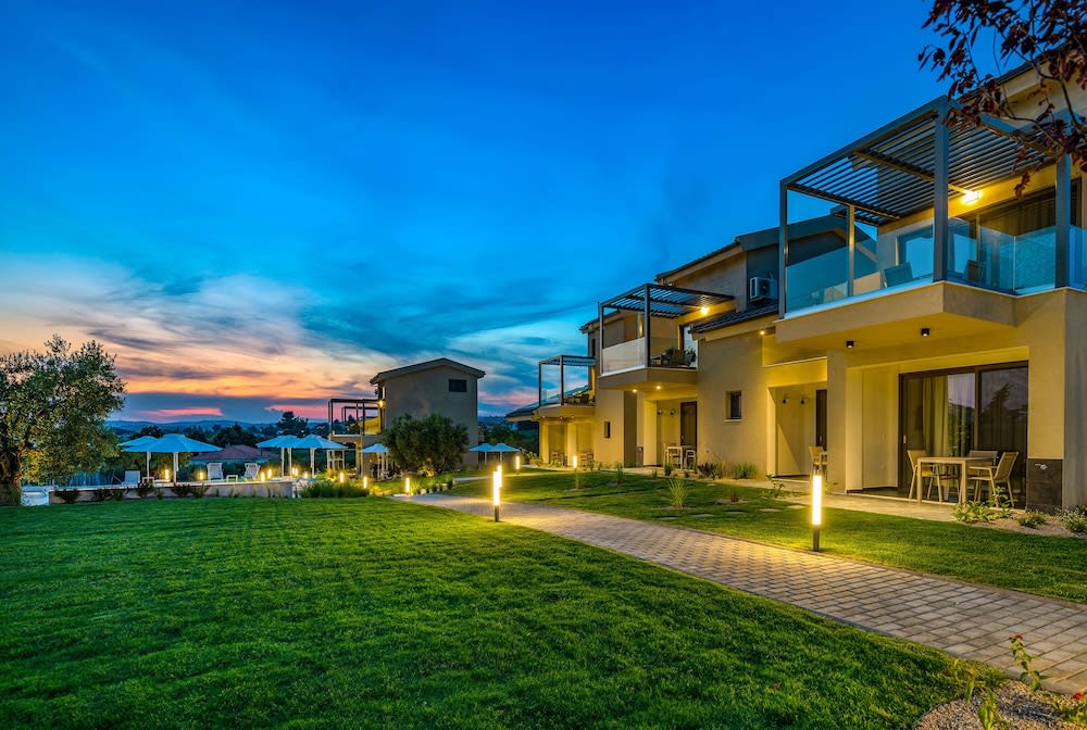 Miroes Suites 2