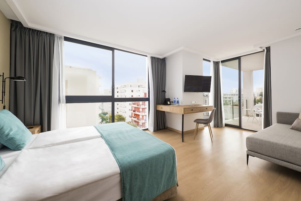 Kyrat Amarac Suites 5