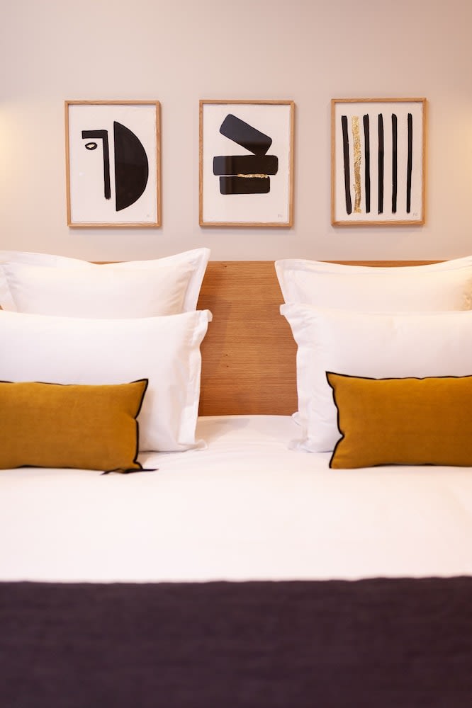 Tinah Paris, Champs Elysées 5