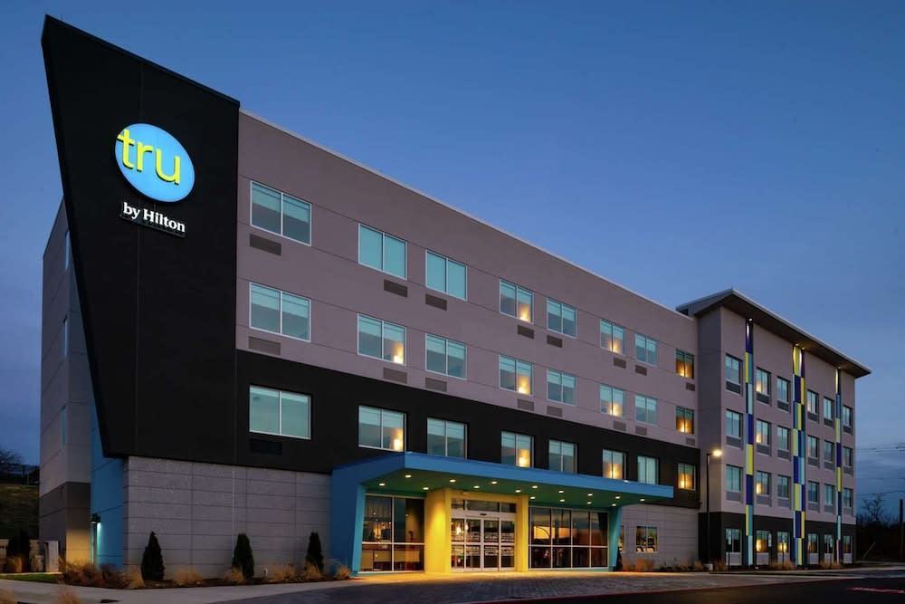 Tru By Hilton Thornburg, VA 1