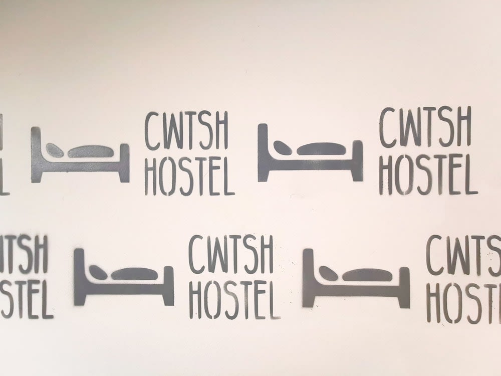Cwtsh Hostel Central Swansea, Social & Modern, Near Train Station 2