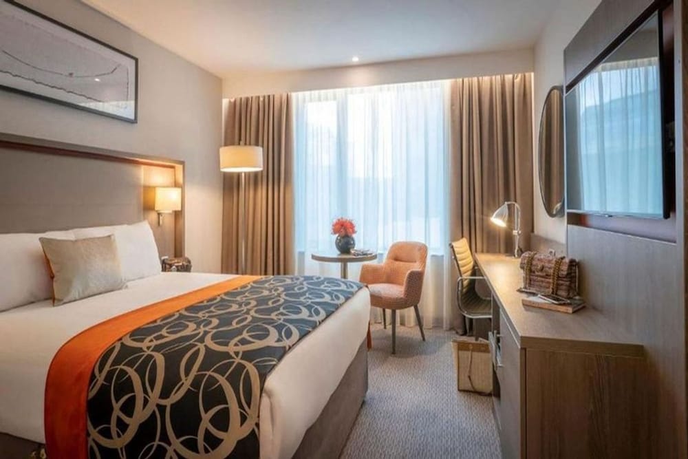 Clayton Hotel Bristol City 5