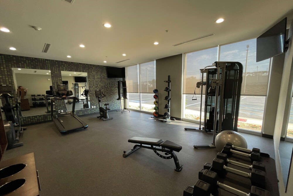 La Quinta Inn & Suites by Wyndham Valdosta 1