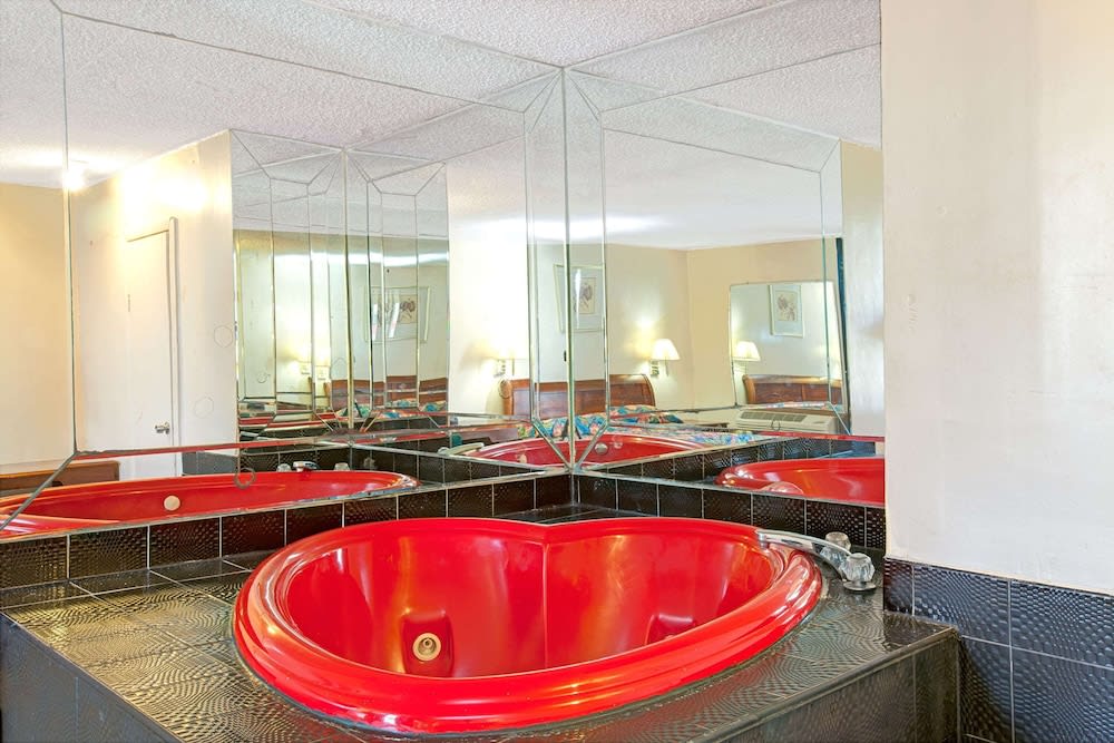 Knights Inn South Hackensack 2