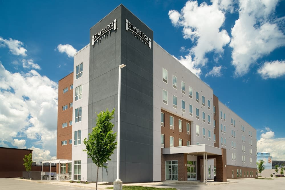 Staybridge Suites LOUISVILLE - EXPO CENTER by IHG 1