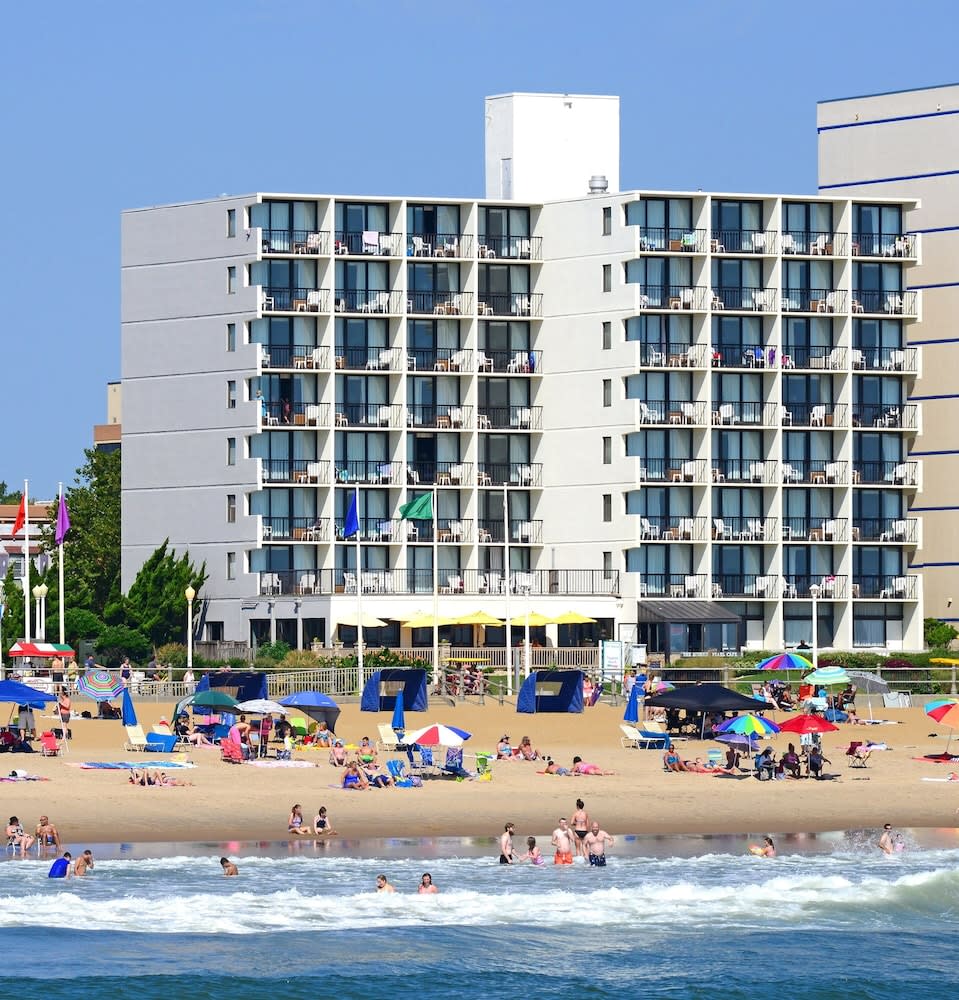 Capes Hotel 1