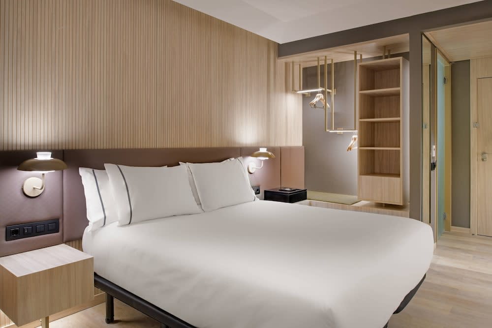 AC Hotel by Marriott Tenerife 3