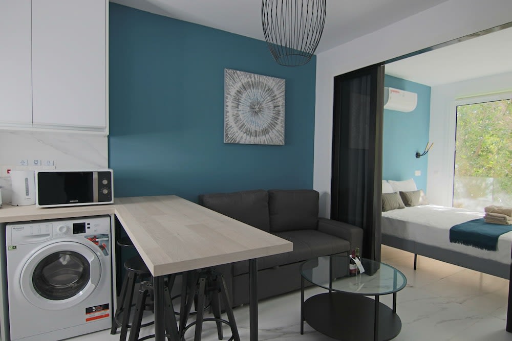 Limnaria 123: Seaside Romantic Flat 1