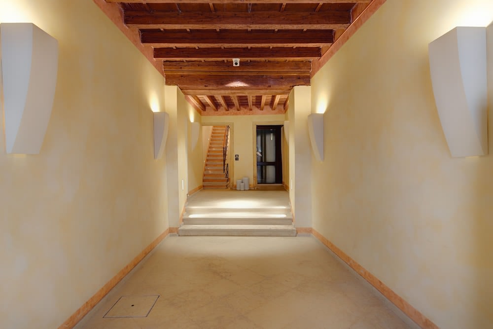 1881 LUXURY SUITES 1