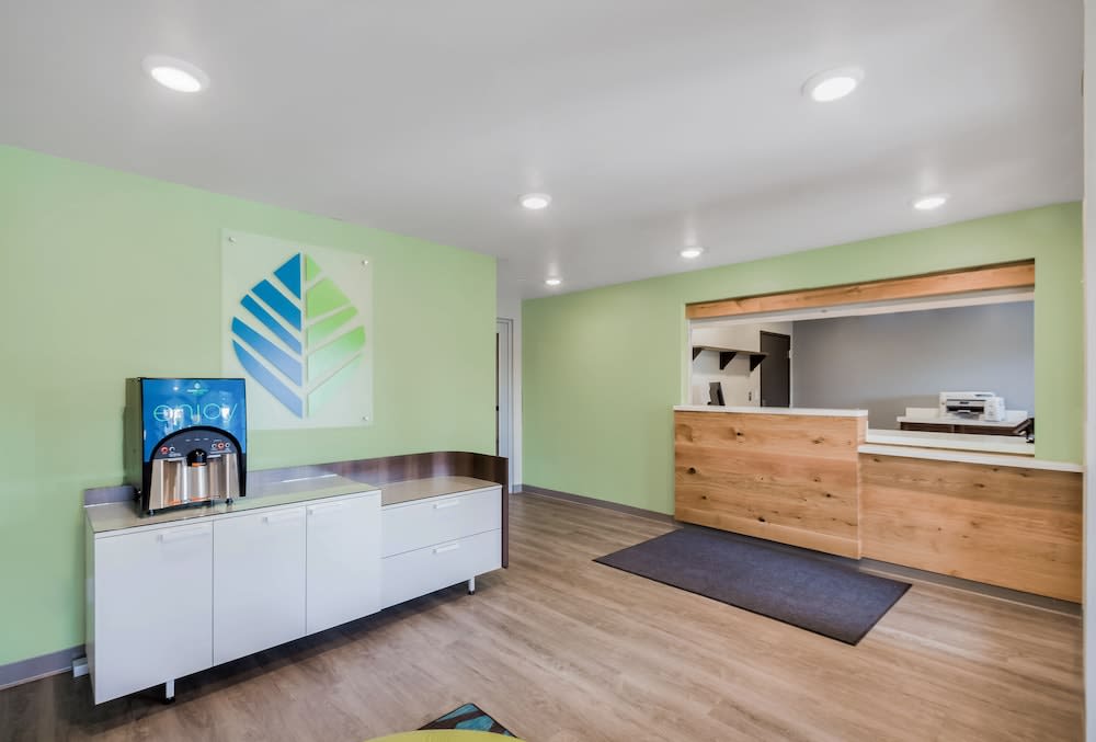 WoodSpring Suites Gurnee - Chicago 2
