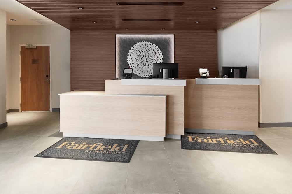 Fairfield Inn & Suites by Marriott Stony Creek 2