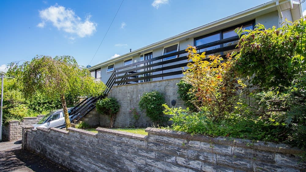 Ragged Staff - 3 Bed Home - Saundersfoot 1