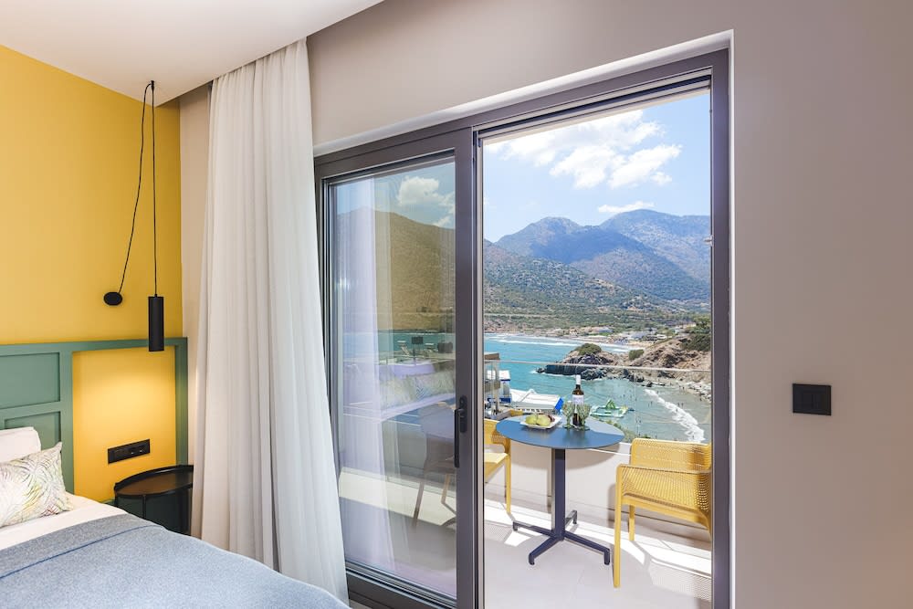 Mira Mare Luxury Residence 1