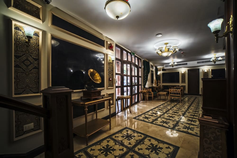 Khan Khediwe Hotel 1