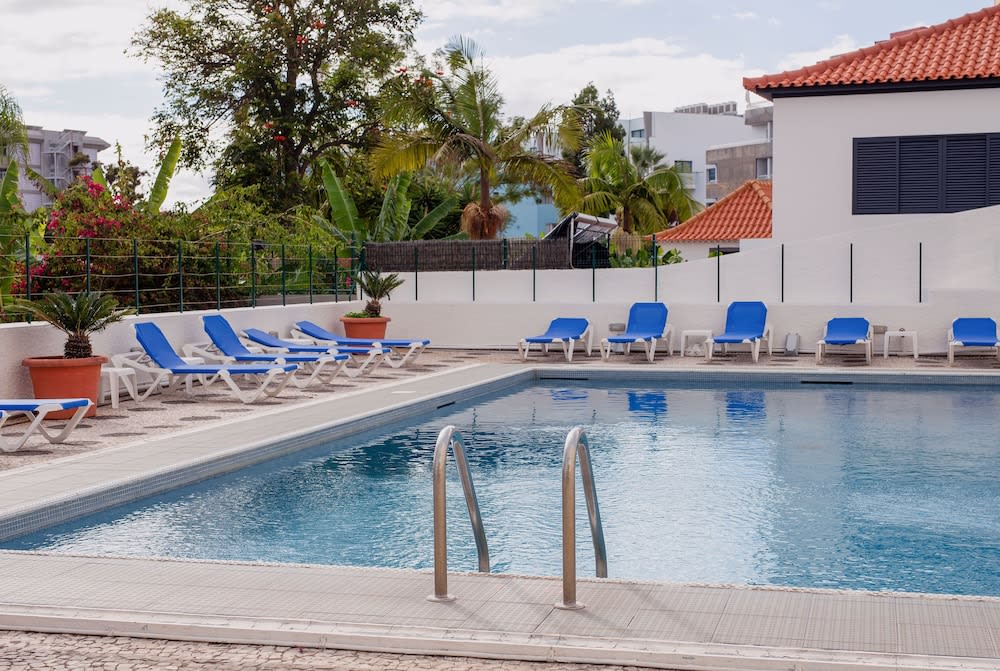 Casa Branca Apartments by Wanderlust Madeira, vacation rentals 1