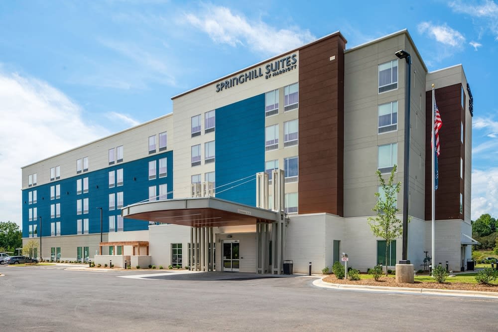SpringHill Suites by Marriott Charlotte Airport Lake Pointe 1