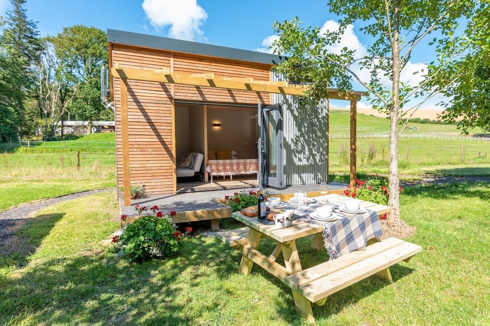 Sunset Cabins - Studio Pod-Sleeps 3-TJSSSC 1
