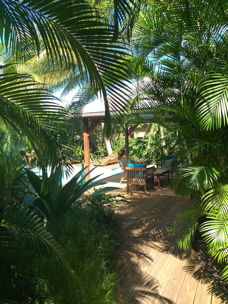 Gite Bois-Cannelle 1