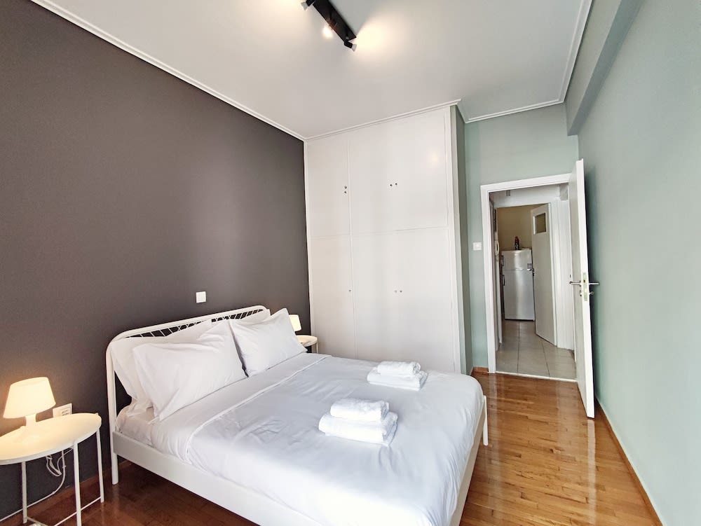 Veno Apartments Goudi 2