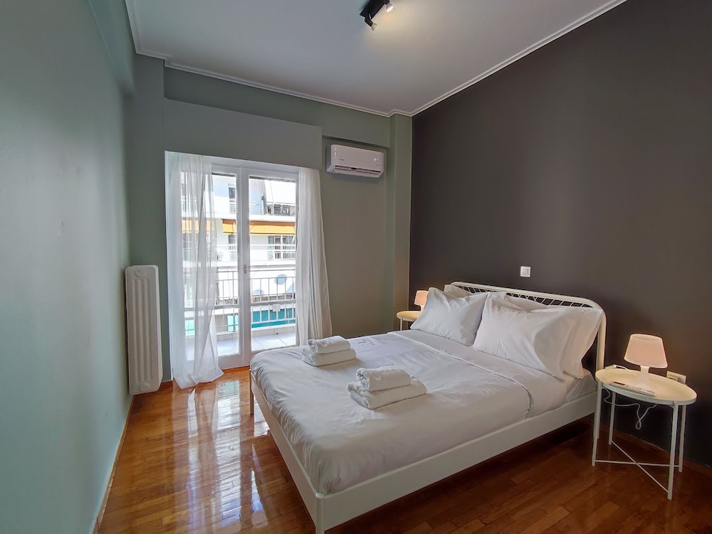 Veno Apartments Goudi 1