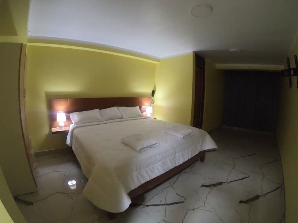Los ROYALS Hotel Huaraz 2