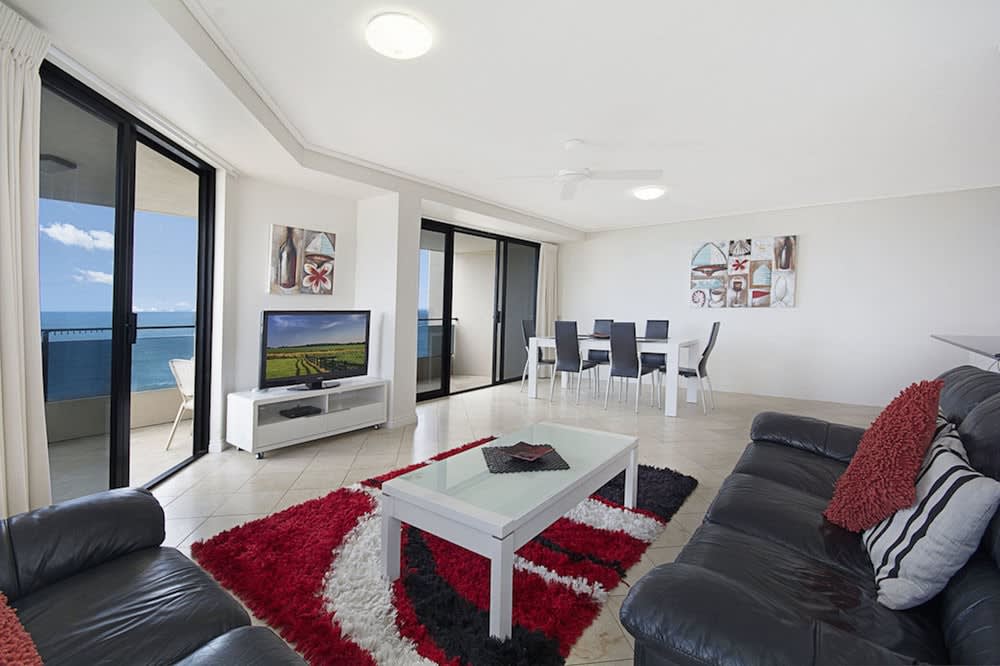 Clubb Coolum Beach Resort Sunshine Coast 2