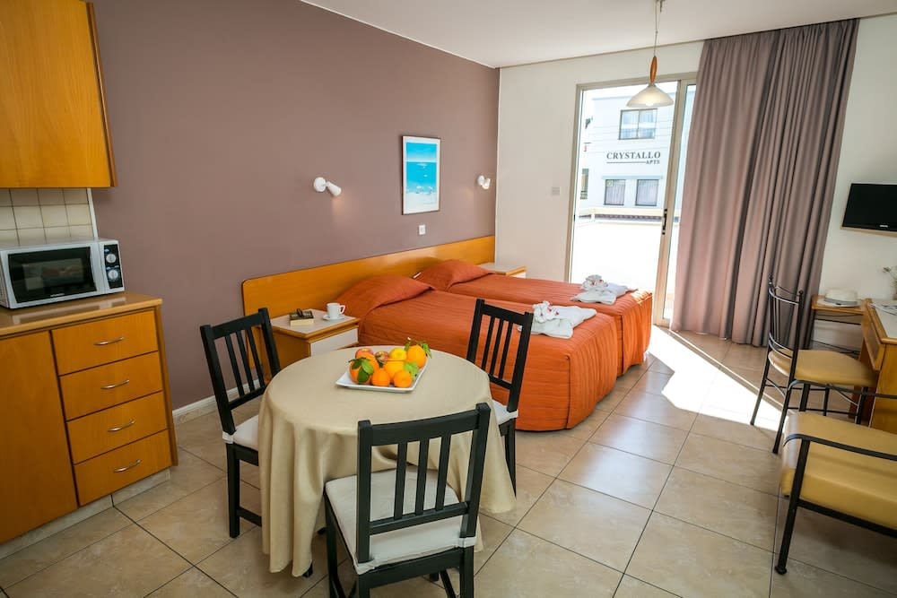 Crystallo Apartments 2