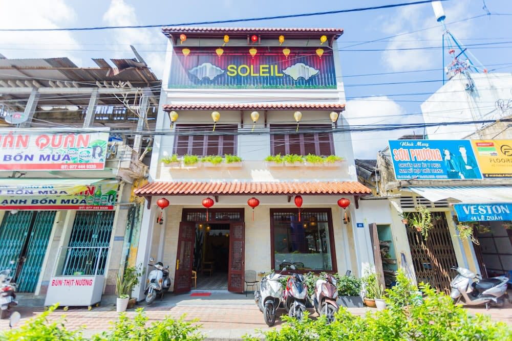 SOLEIL BOUTIQUE 1
