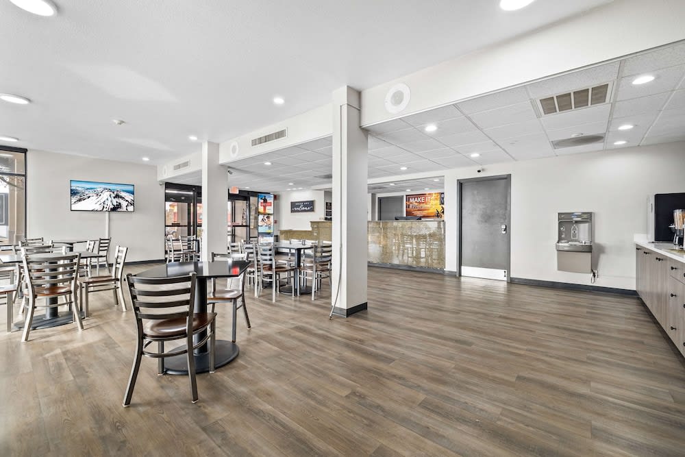 Red Lion Inn & Suites Deschutes River - Bend 2