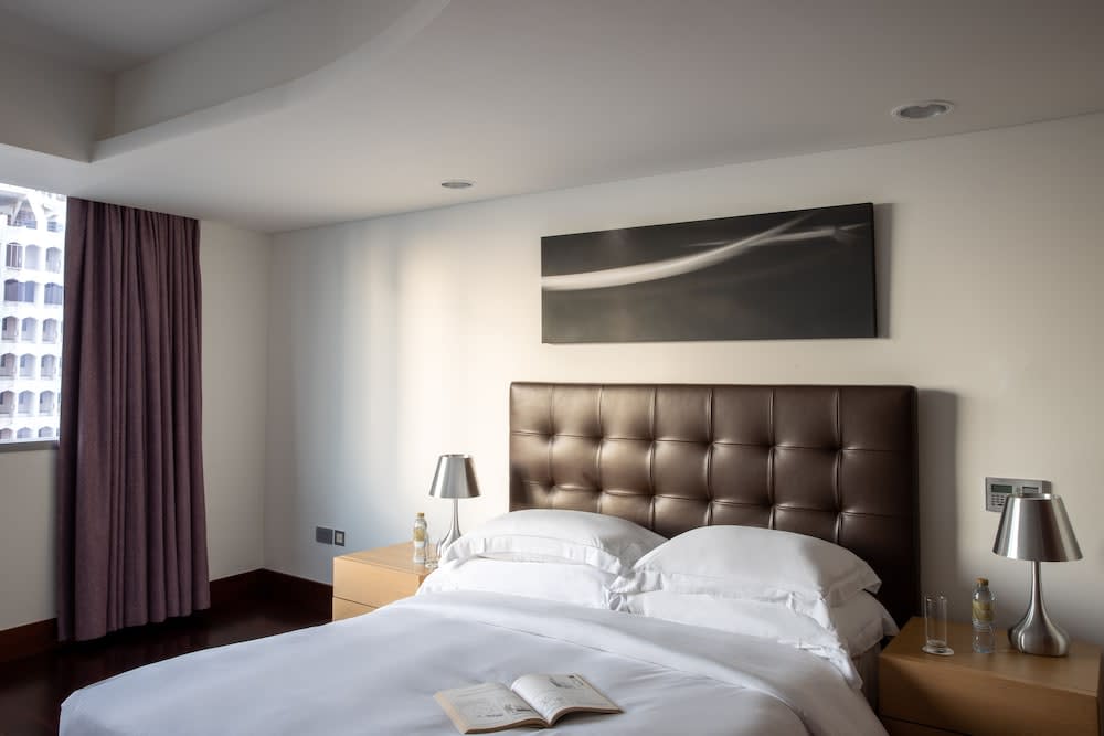 Jumeirah Living World Trade Centre Dubai 3