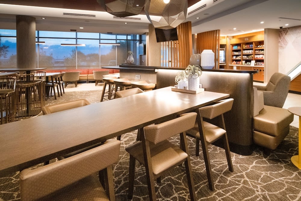 SpringHill Suites by Marriott Kenosha 5