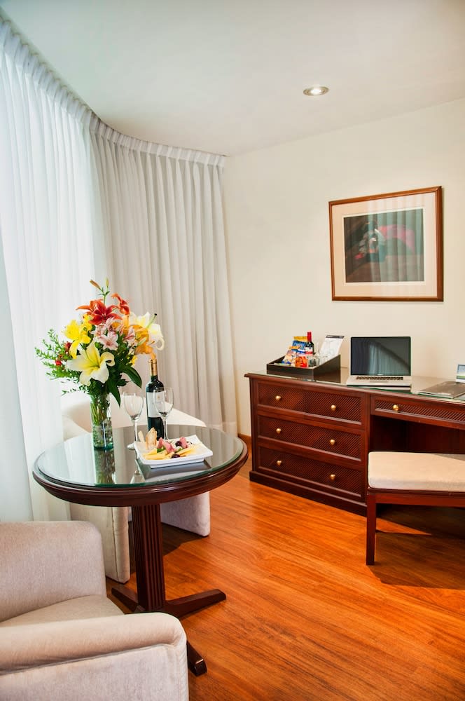 Hotel Estelar Miraflores 5