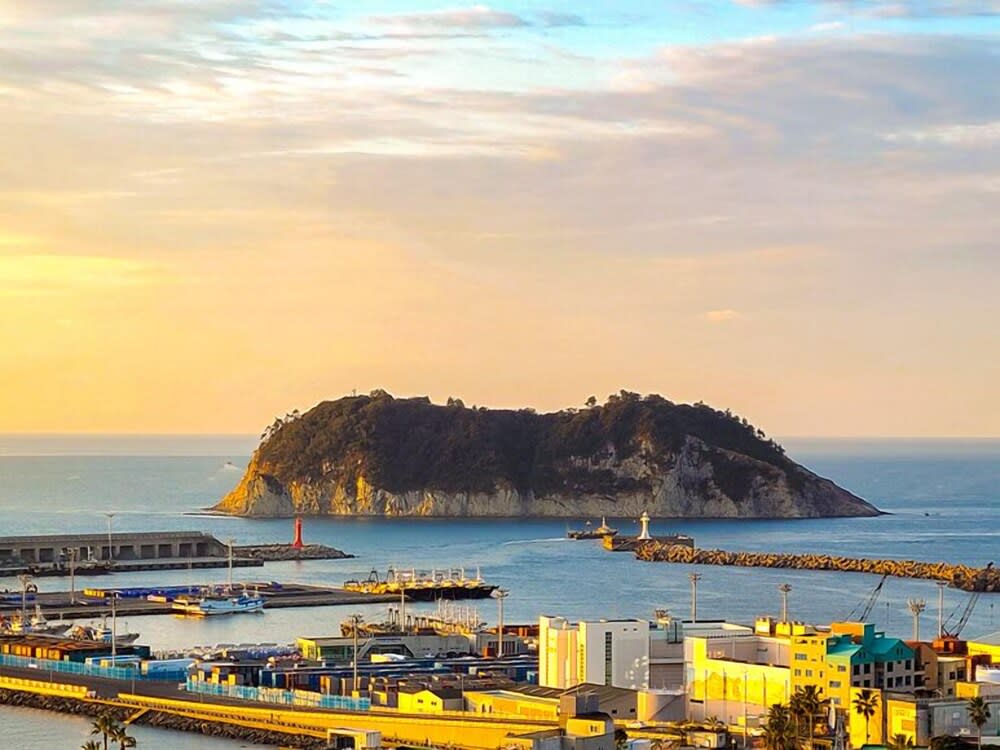 Hotel Bridge Seogwipo 1