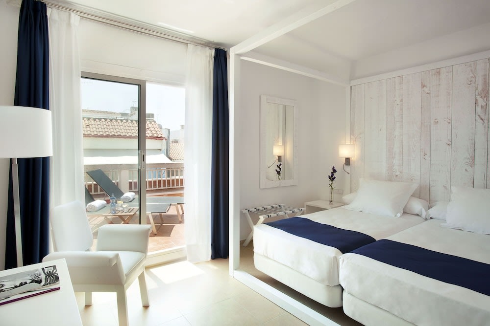 Hotel Medium Sitges Park 5