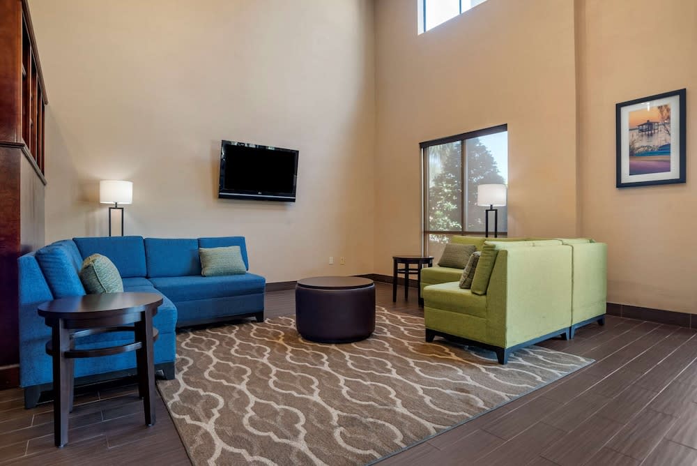 Comfort Suites Mobile West Tillmans Corner 2