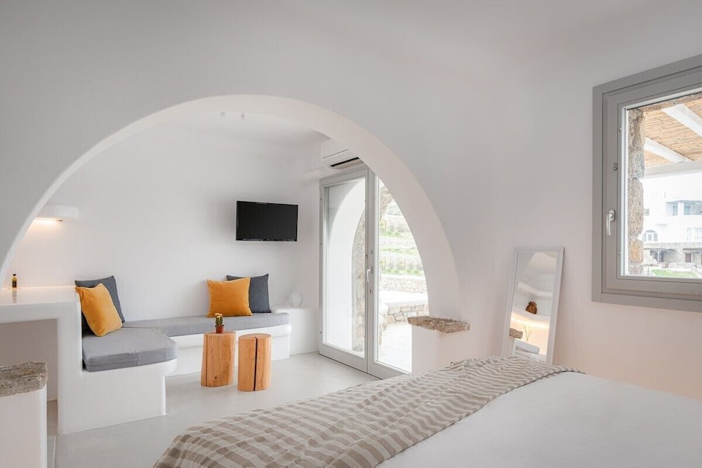 Koumi Homes Mykonos 3
