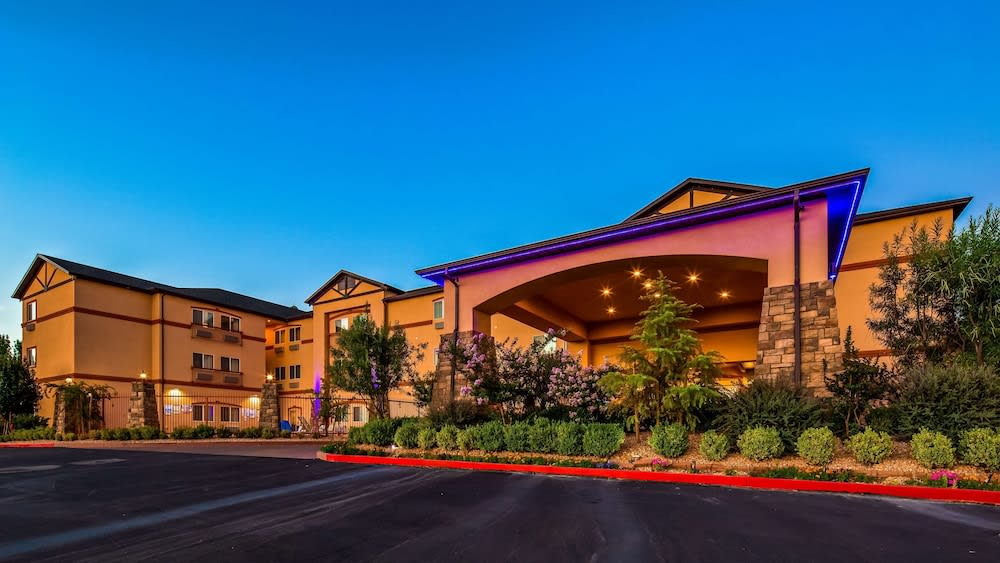 Best Western Plus Zion West 1