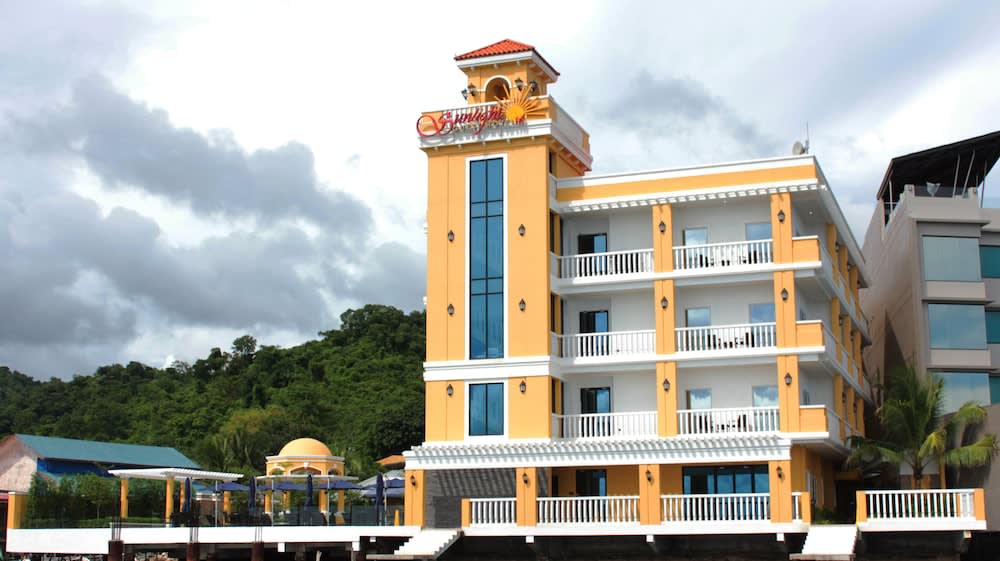 Sunlight Hotel Coron 1