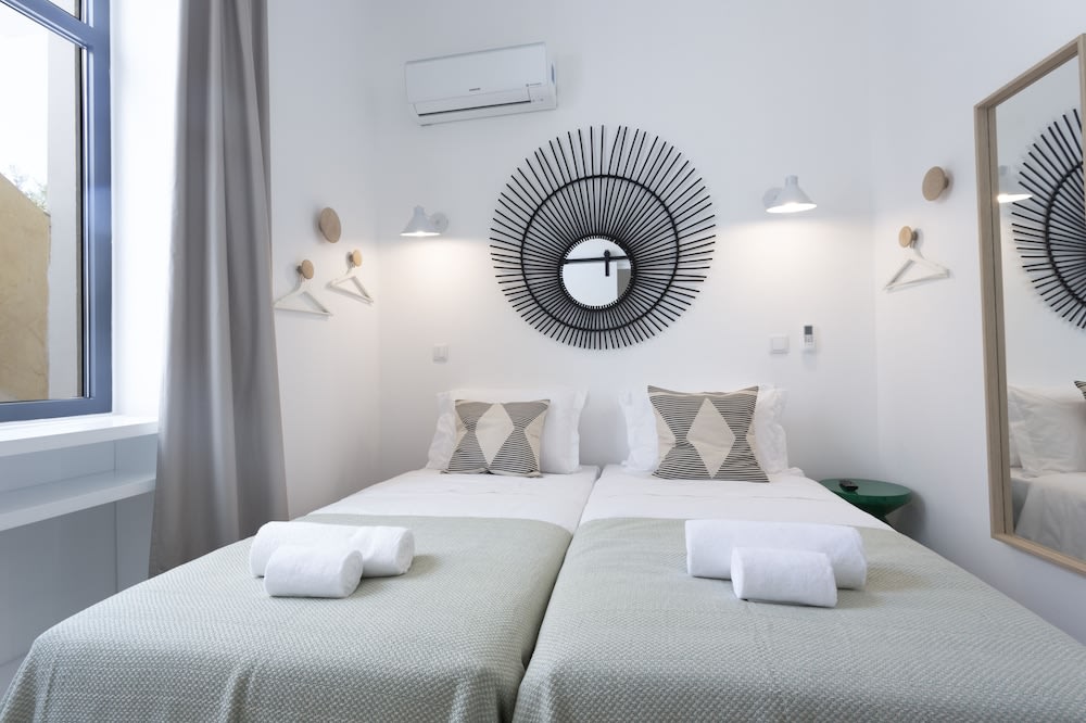 Alameda Exclusive House 4