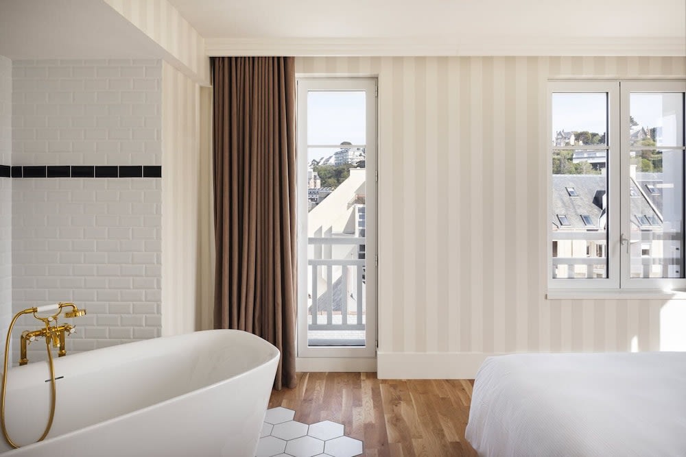 Grand Hôtel Perros-Guirec 2