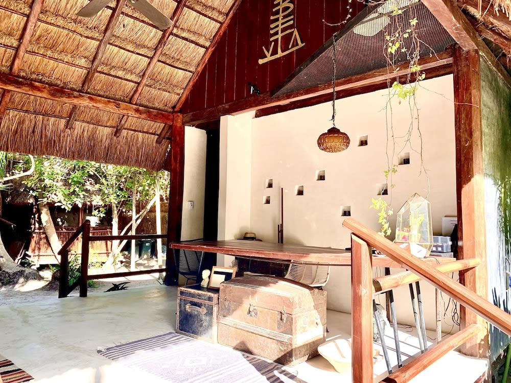 Libelula Tulum Beachfront Hotel 2