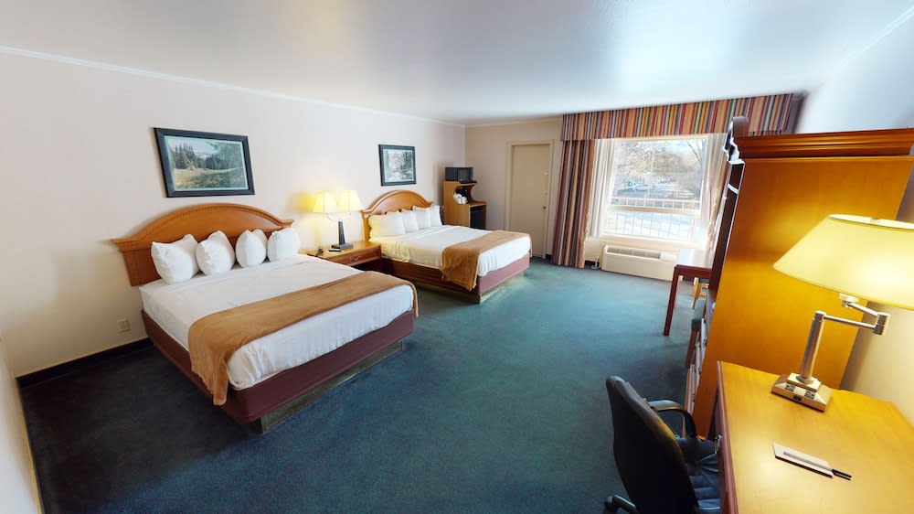 Red Arrow Inn & Suites, a Travelodge by Wyndham 4