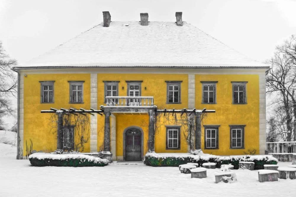 Pałac Lasów 1