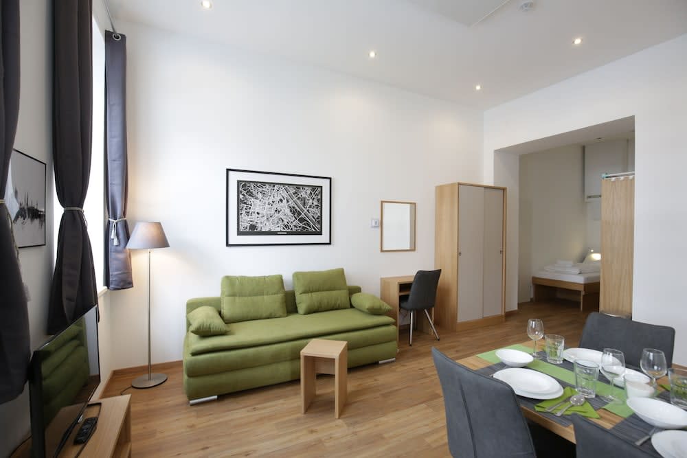 Vienna Gold Apartments - contactless check in 1