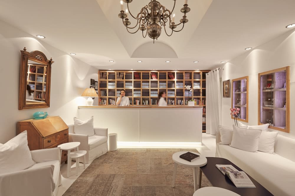 Katikies Santorini - The Leading Hotels Of The World 4