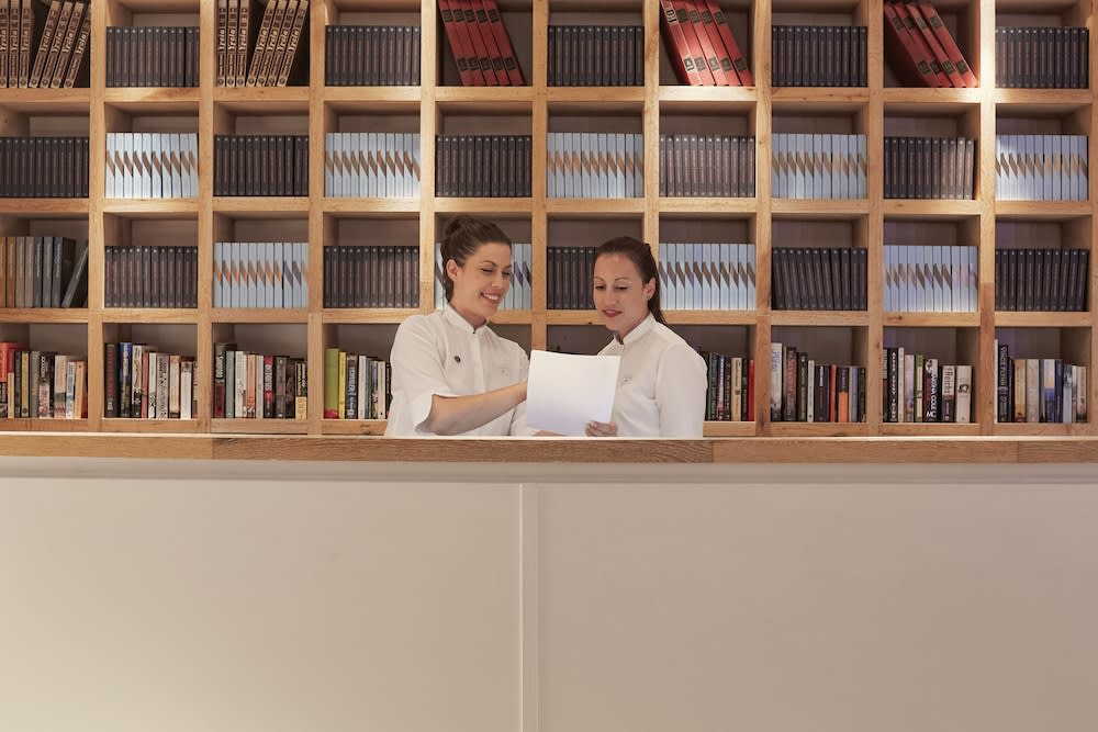 Katikies Santorini - The Leading Hotels Of The World 2