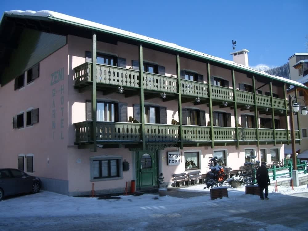 Hotel Zeni 1