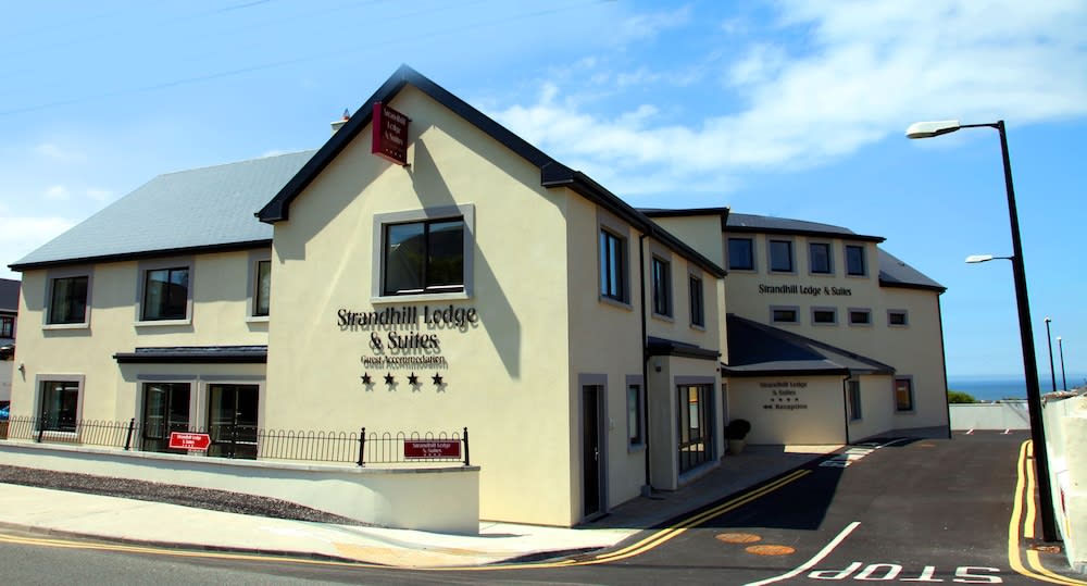 Strandhill Lodge and Suites Boutique Hotel 1